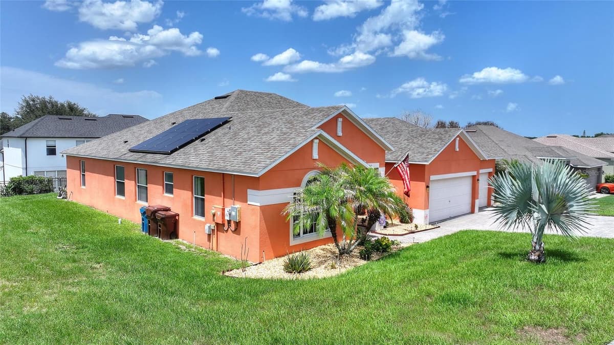 212 BROOKSHIRE DRIVE — photo 3 of 48