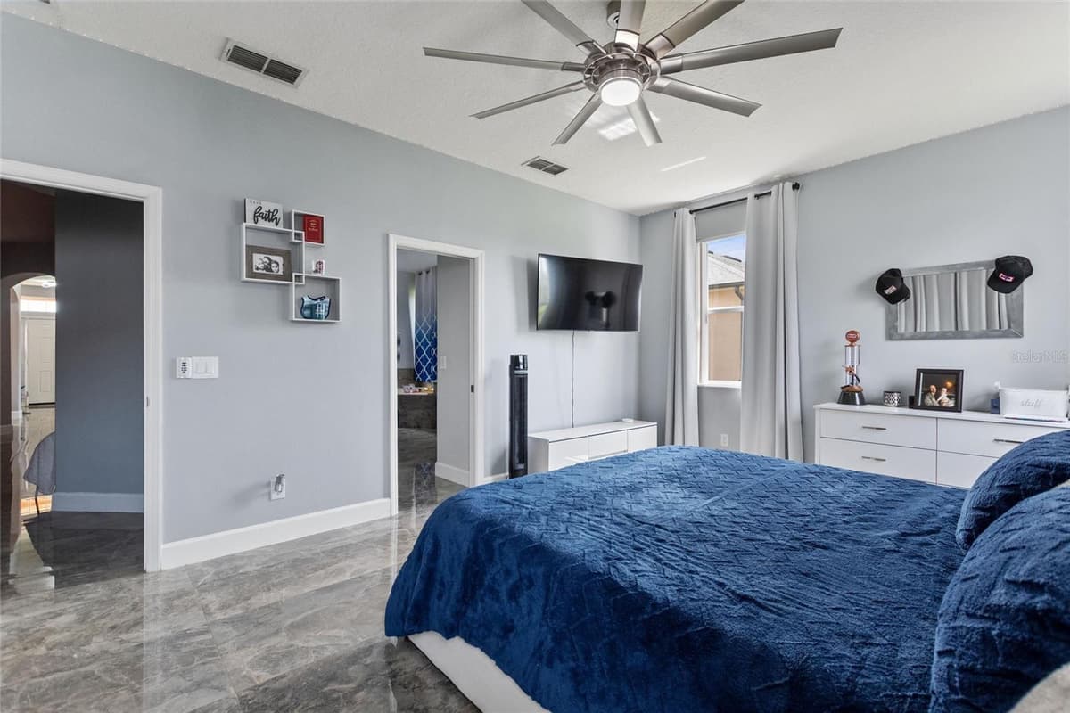 212 BROOKSHIRE DRIVE — photo 21 of 48