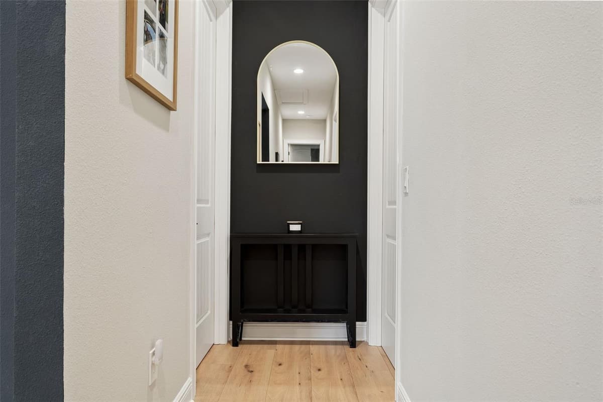 8408 WOODLEAF BOULEVARD — photo 21 of 64