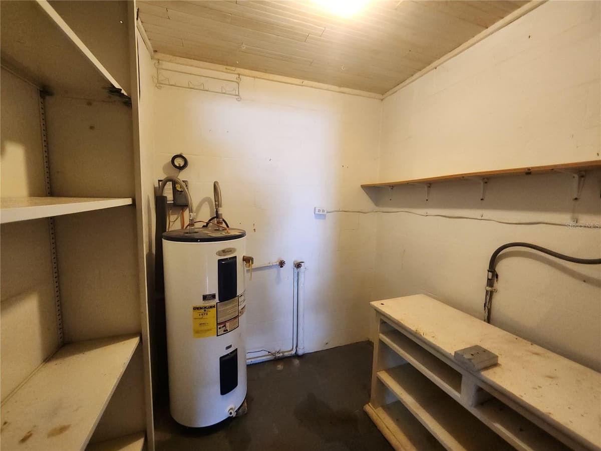 2249 WEBER STREET — photo 24 of 25