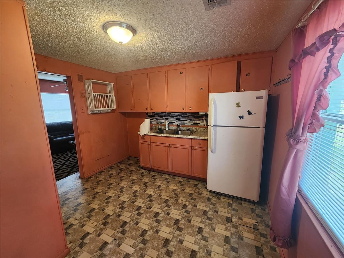 2249 WEBER STREET — photo 14 of 25