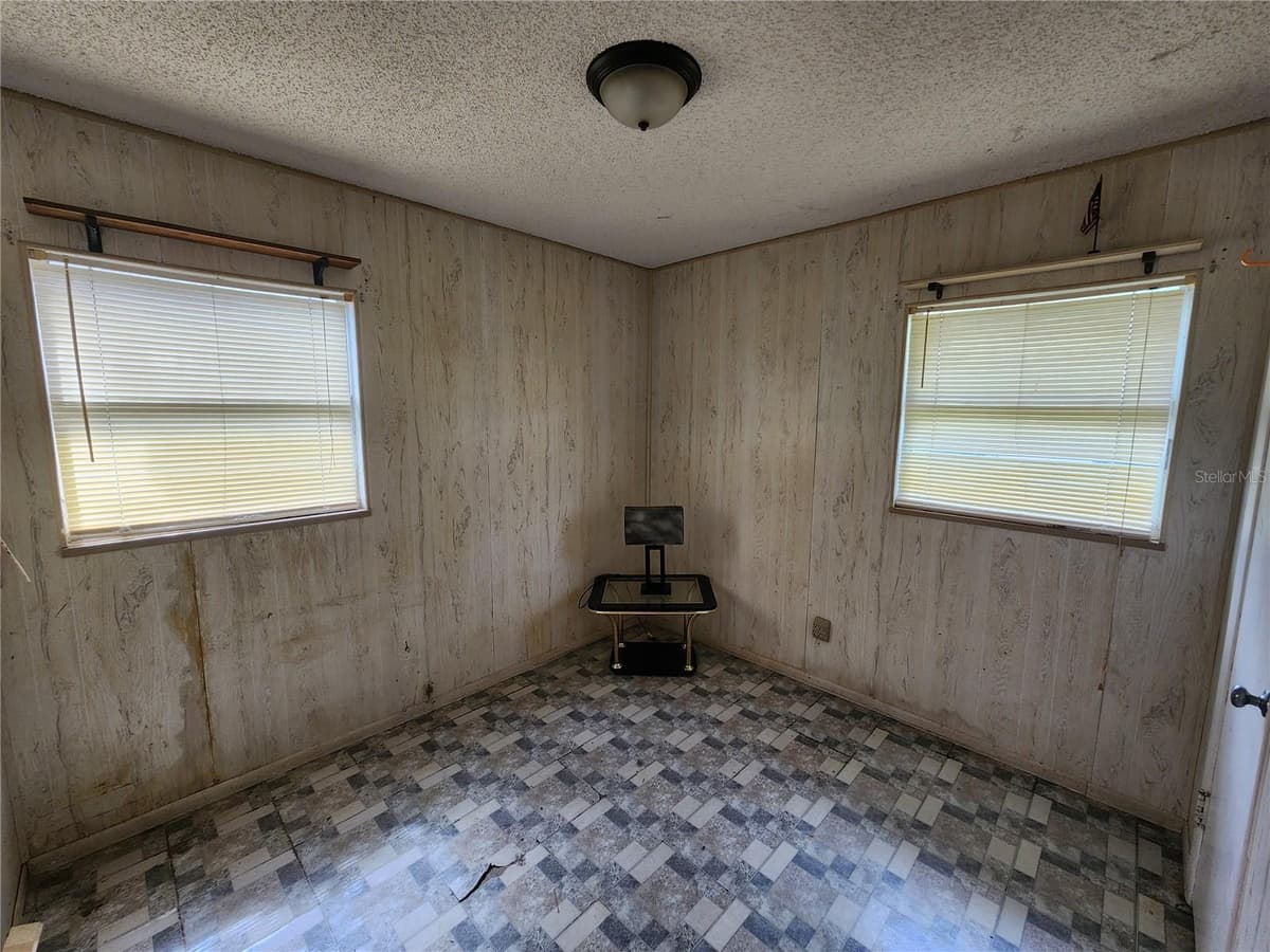 2249 WEBER STREET — photo 11 of 25