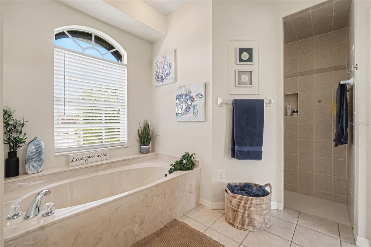 1442 KIWI COURT — photo 32 of 56