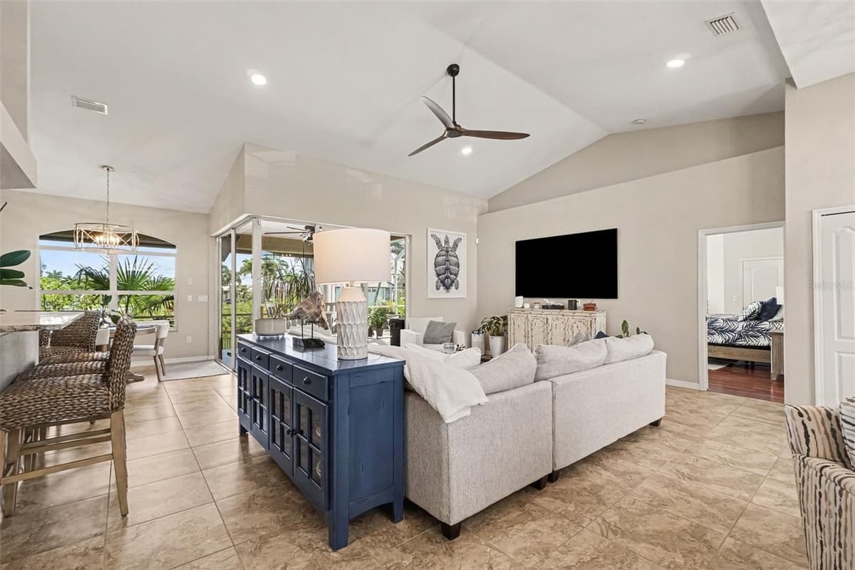 1442 KIWI COURT — photo 9 of 56