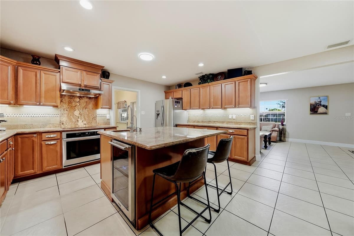 3006 SAINT CONRAD STREET — photo 17 of 67