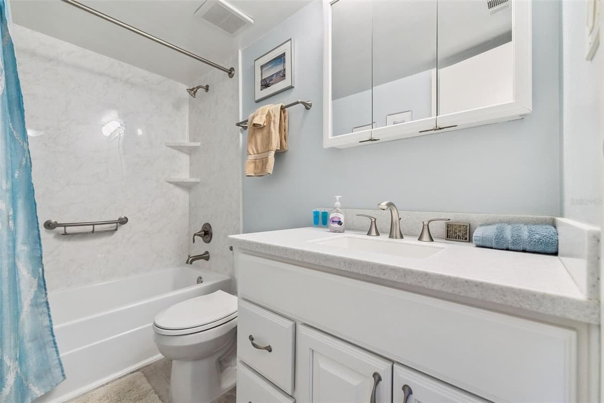 4175 ATLANTIC AVENUE — photo 29 of 41