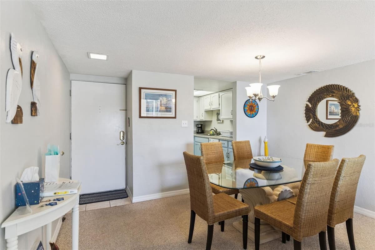 4175 ATLANTIC AVENUE — photo 12 of 41