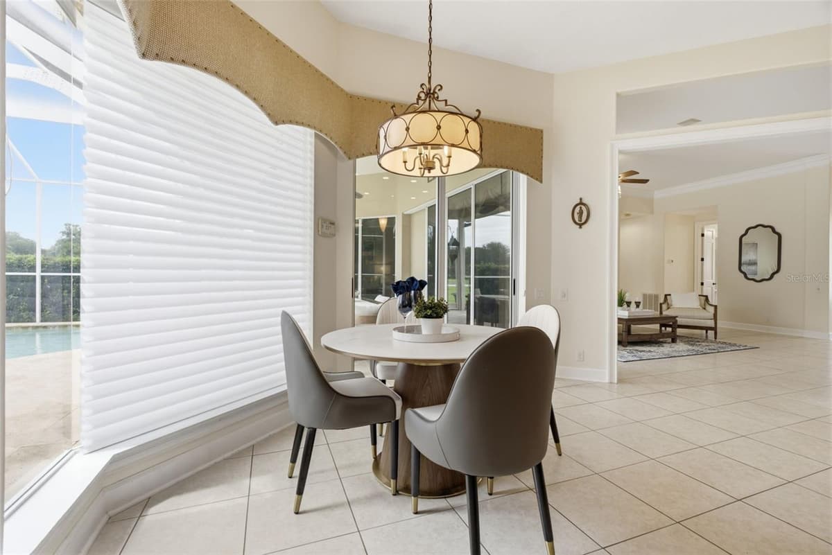 18655 AVENUE CAPRI — photo 18 of 48