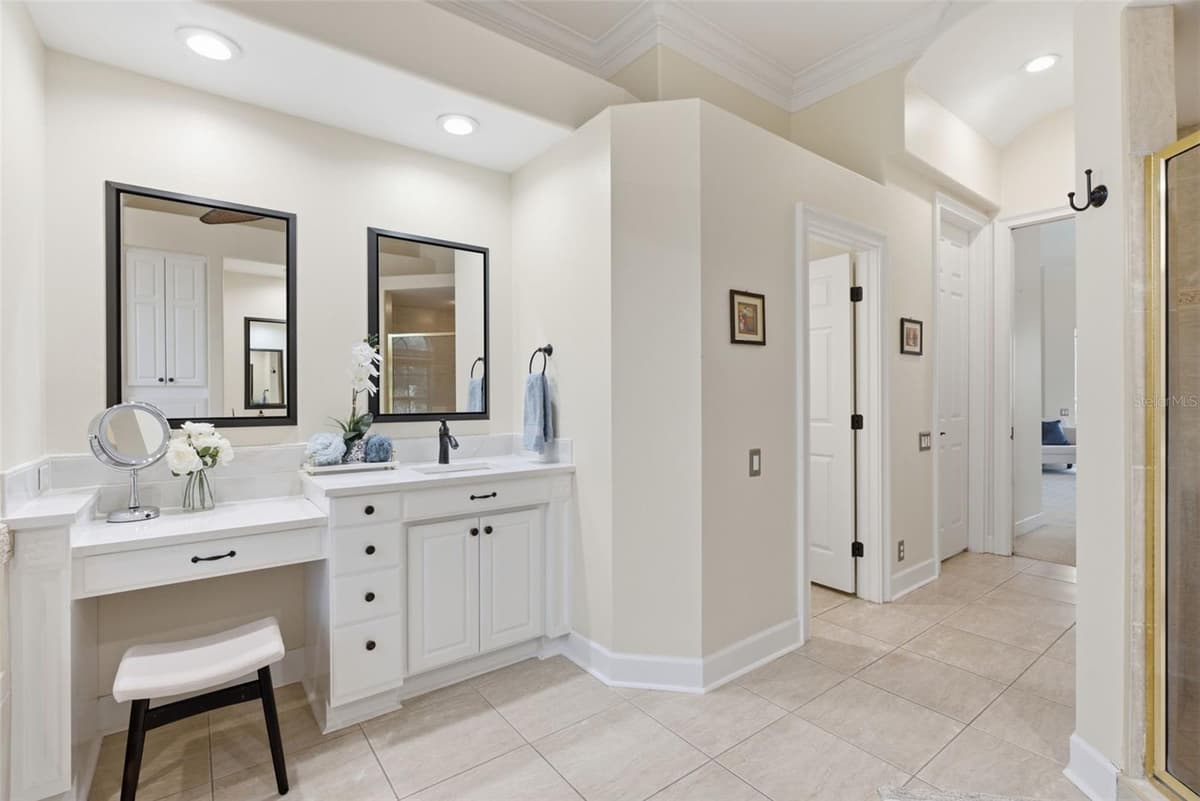 18655 AVENUE CAPRI — photo 38 of 48