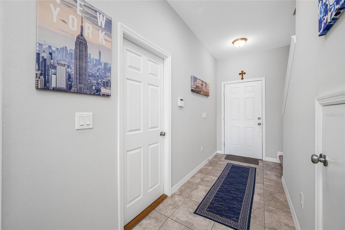 7932 EVERGREEN CREEK COURT — photo 4 of 28