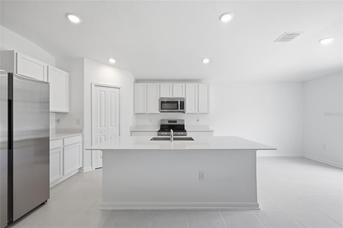 1251 INKBERRY CIRCLE — photo 4 of 36