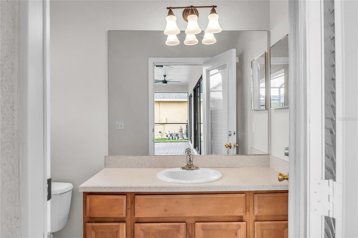 563 LAKE DAVENPORT CIRCLE — photo 41 of 48