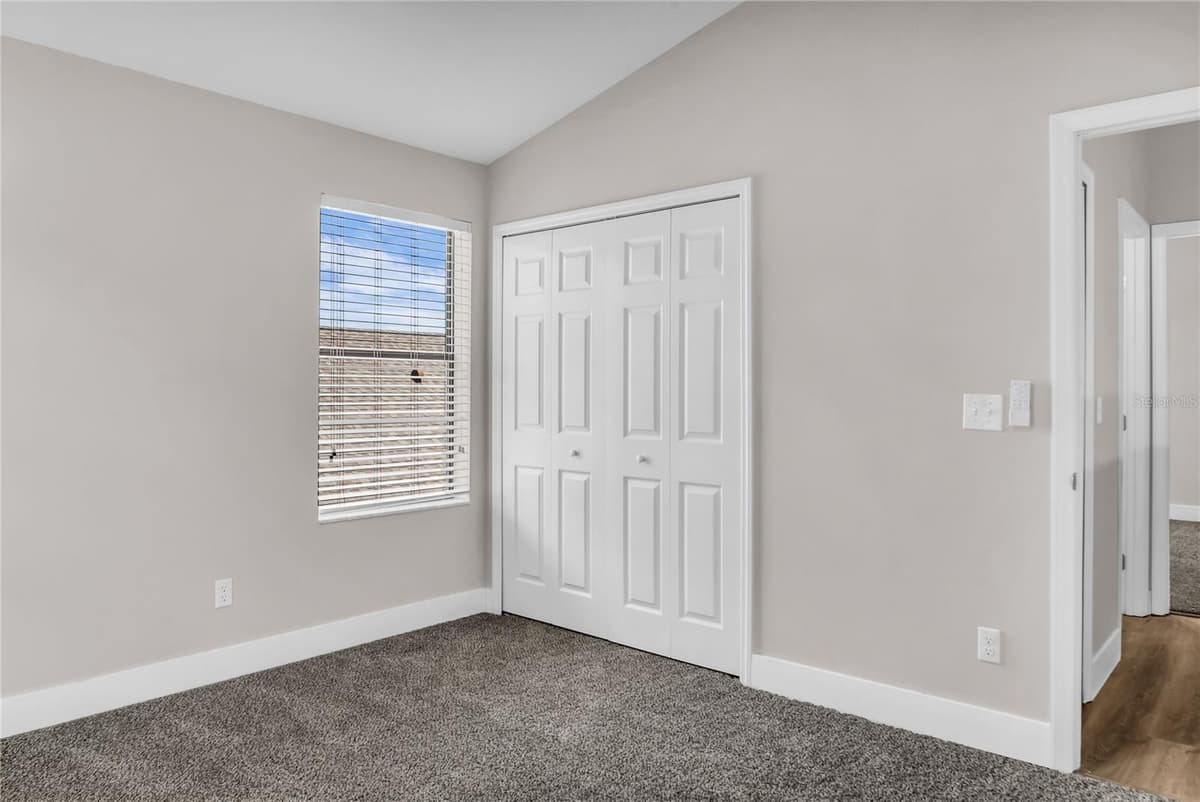 563 LAKE DAVENPORT CIRCLE — photo 32 of 48