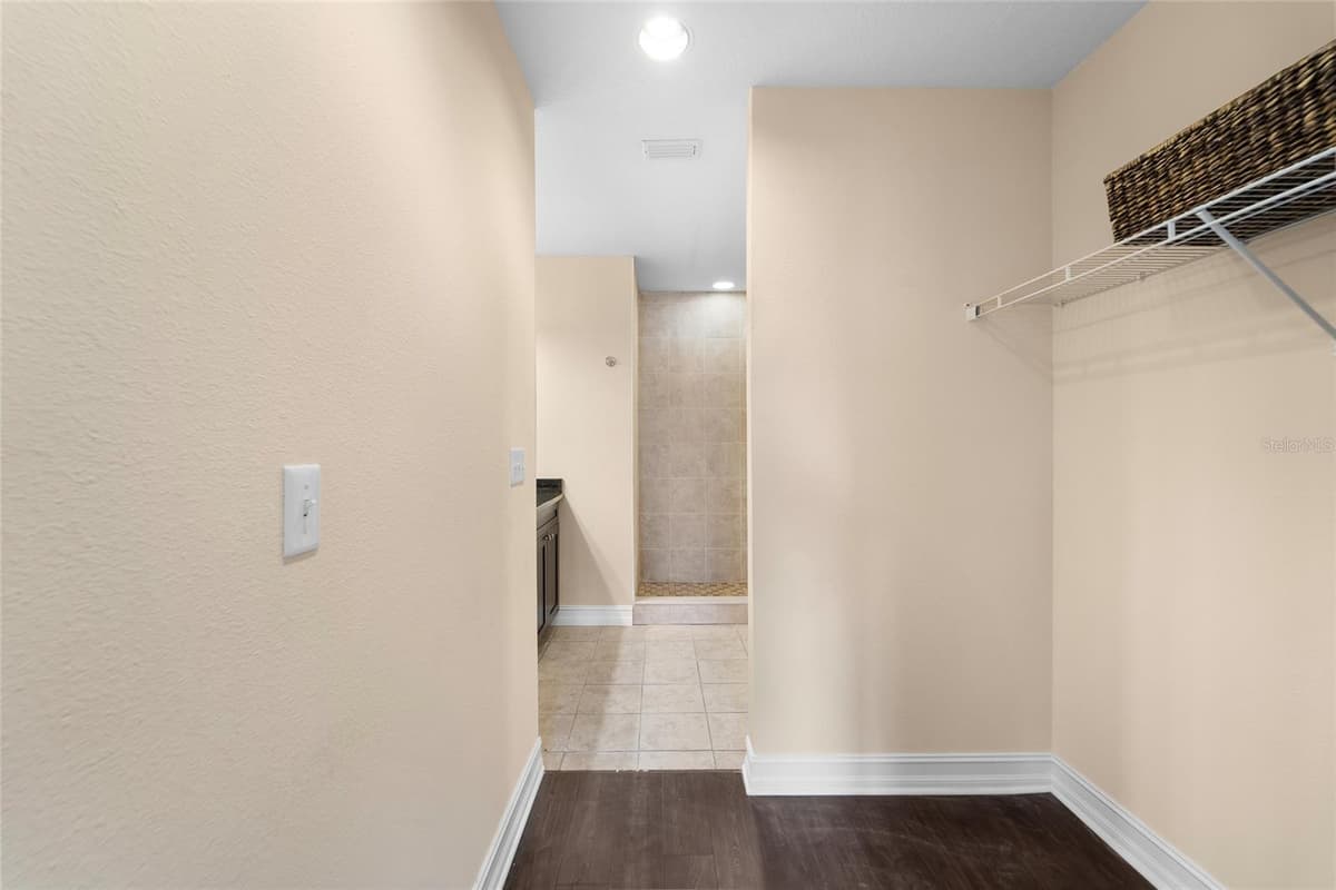 13941 CLUBHOUSE DRIVE — photo 16 of 39
