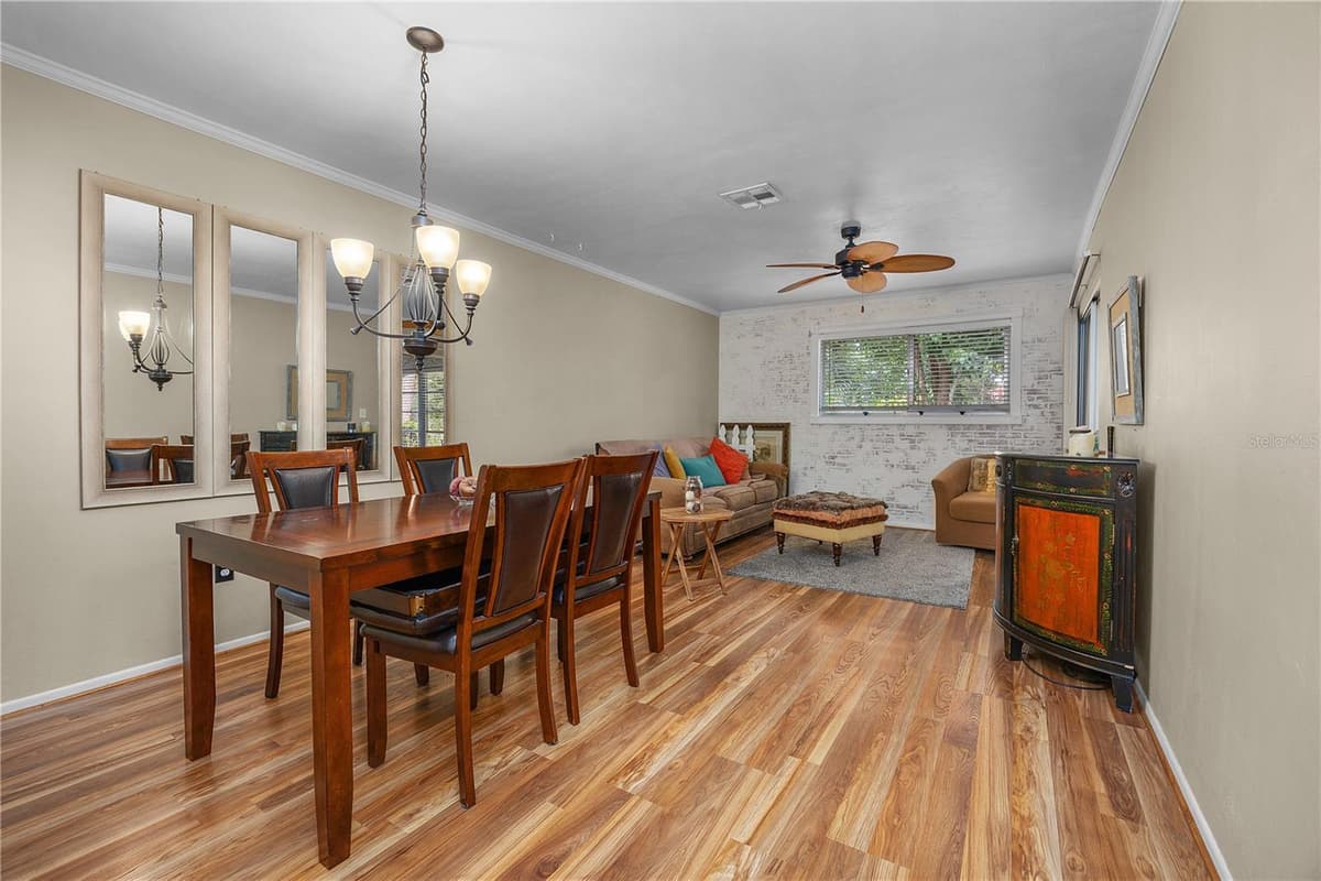 1001 PINE ISLE LANE — photo 11 of 34