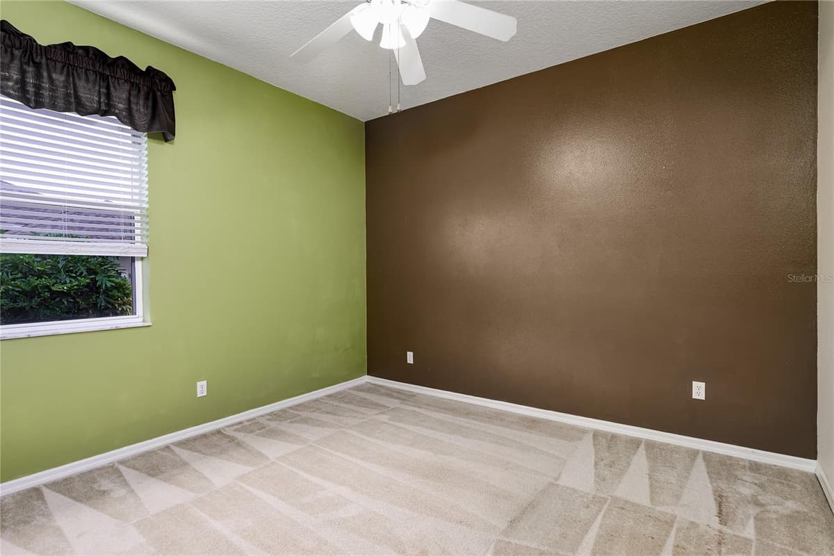 5375 90TH AVENUE CIRCLE — photo 17 of 34