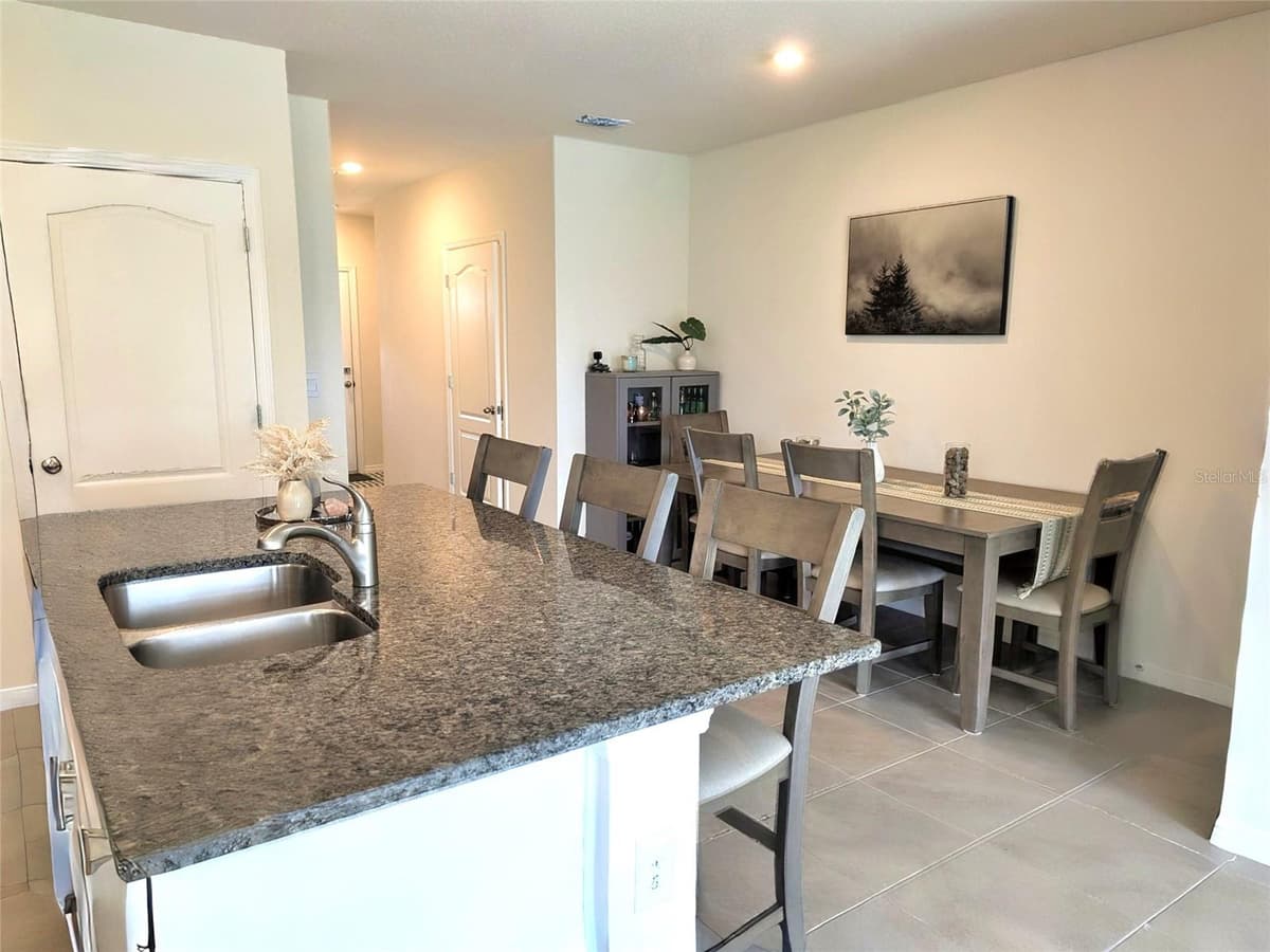 60 BELLA LAGO CIRCLE — photo 5 of 39