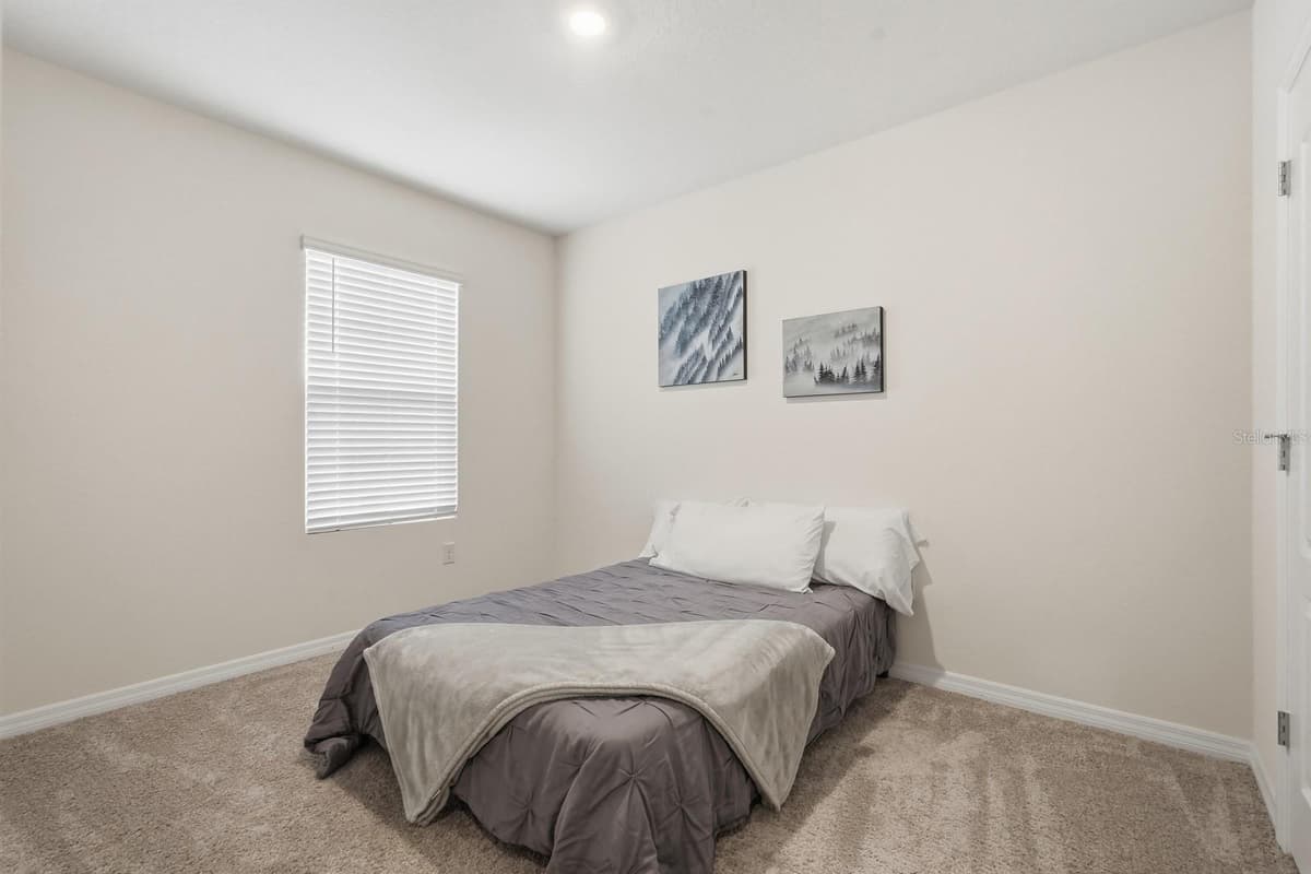 60 BELLA LAGO CIRCLE — photo 22 of 39