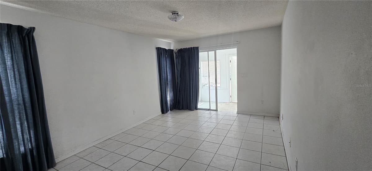 545 CLARK STREET — photo 12 of 19