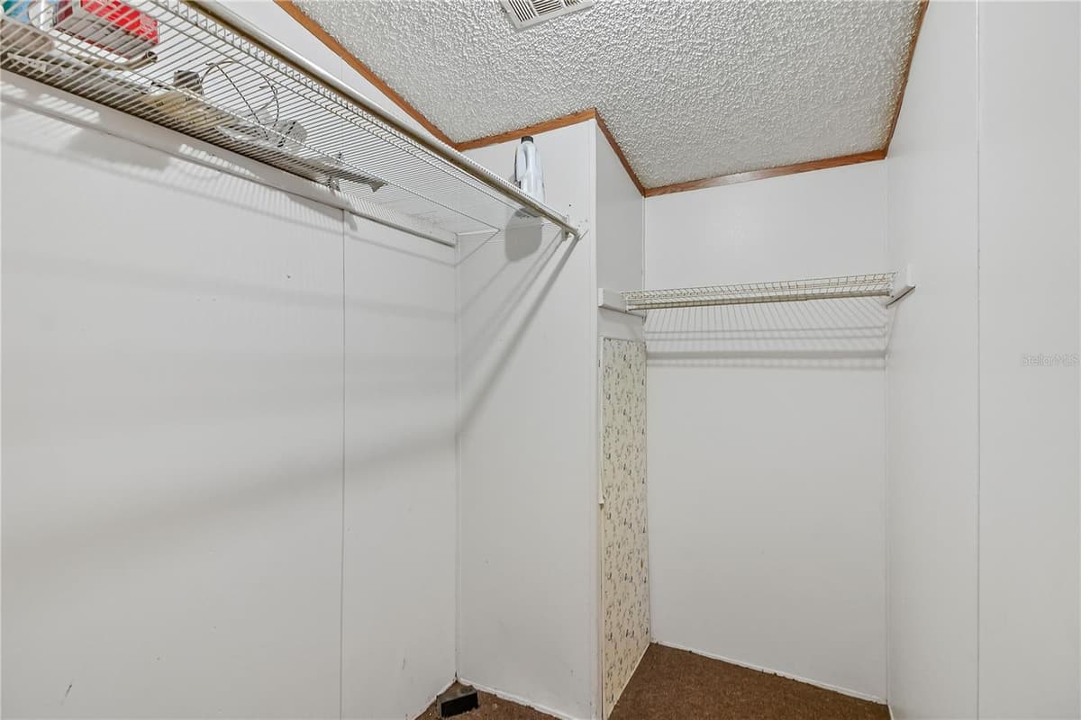 7438 CR 663 — photo 14 of 36