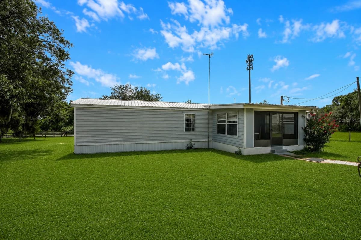 7438 CR 663 — photo 29 of 36