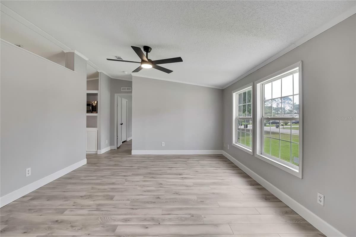 36125 WHITE FIR WAY — photo 5 of 51