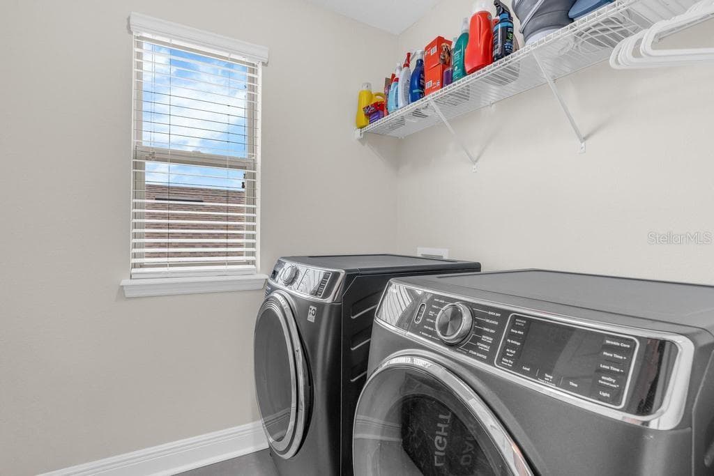 15512 FOUNTAIN COVE COURT — photo 35 of 55