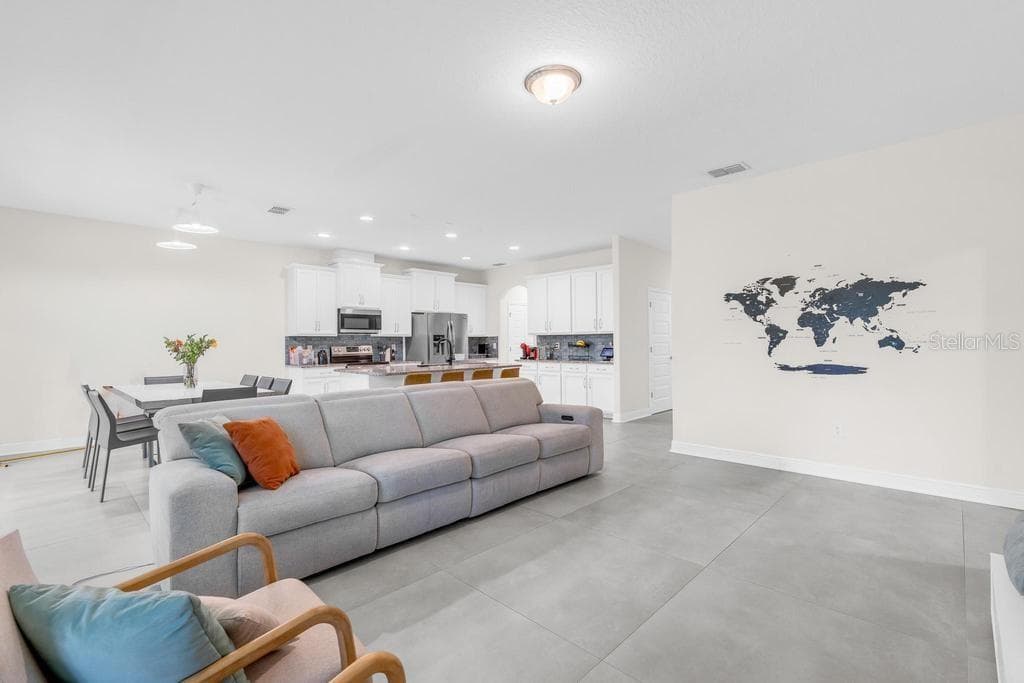 15512 FOUNTAIN COVE COURT — photo 14 of 55