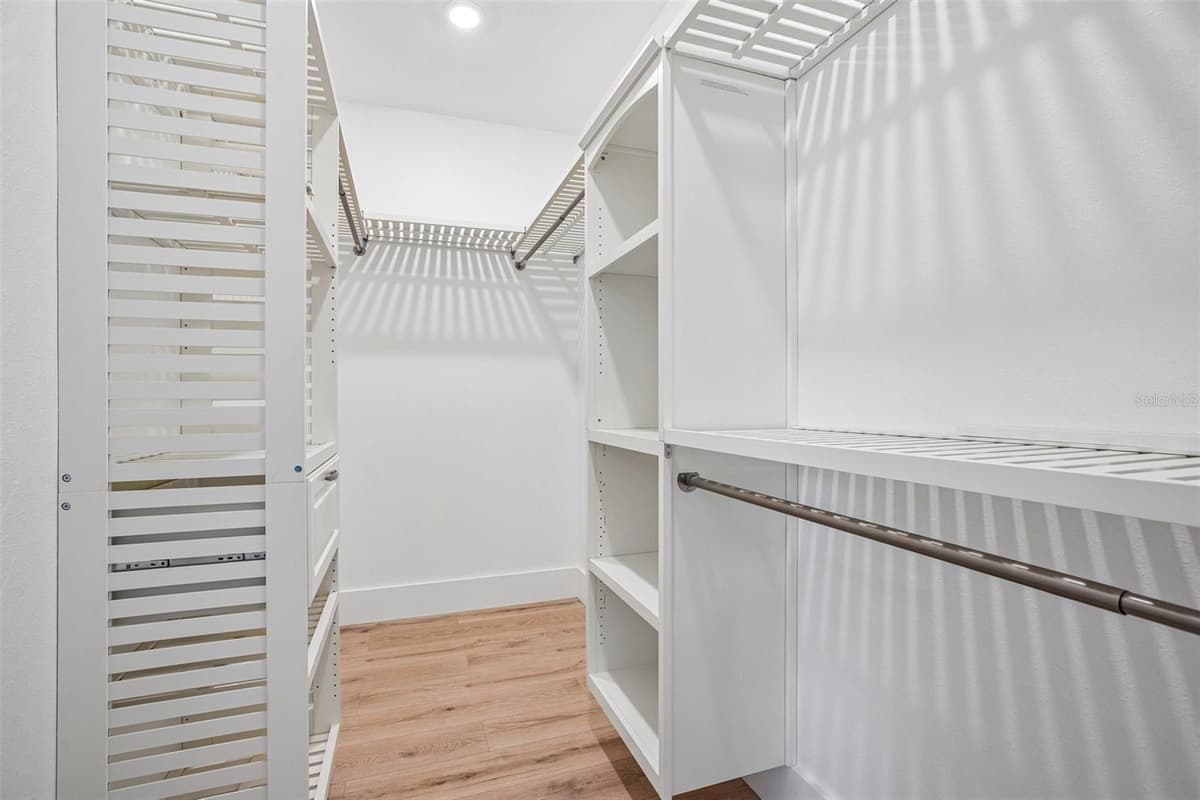 406 CHELSEA STREET — photo 31 of 59
