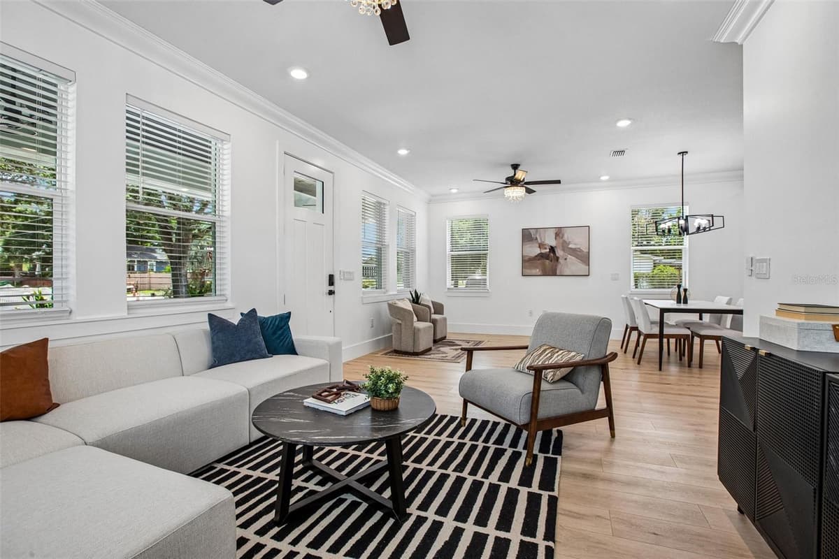 406 CHELSEA STREET — photo 9 of 59
