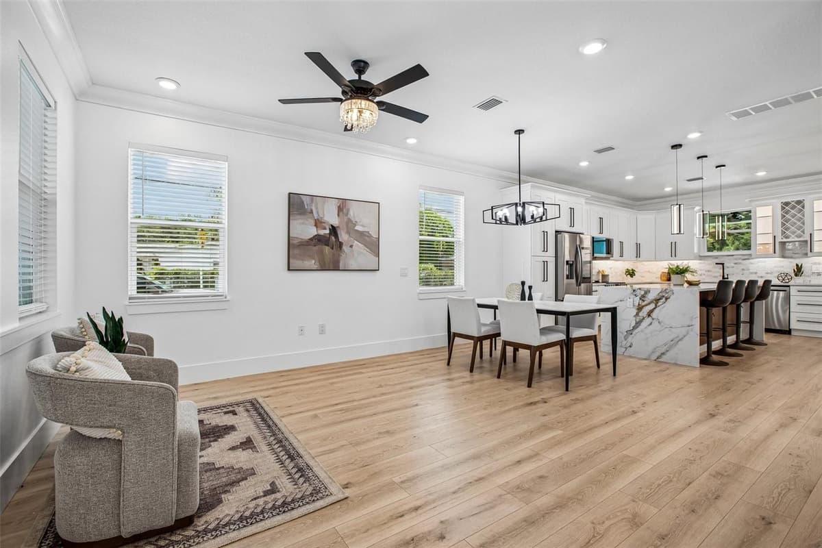 406 CHELSEA STREET — photo 10 of 59