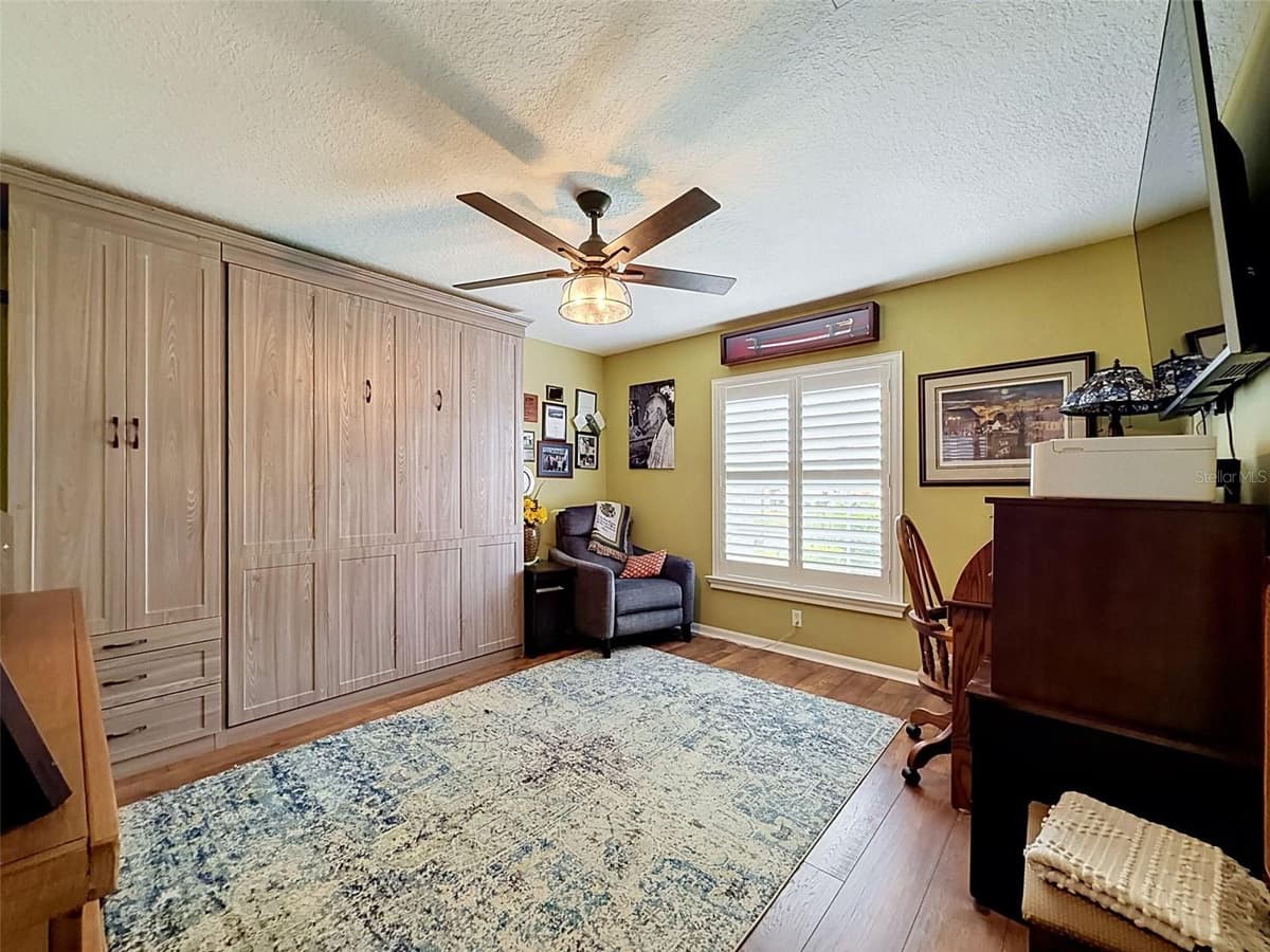 18412 BENT PINE DRIVE — photo 9 of 47