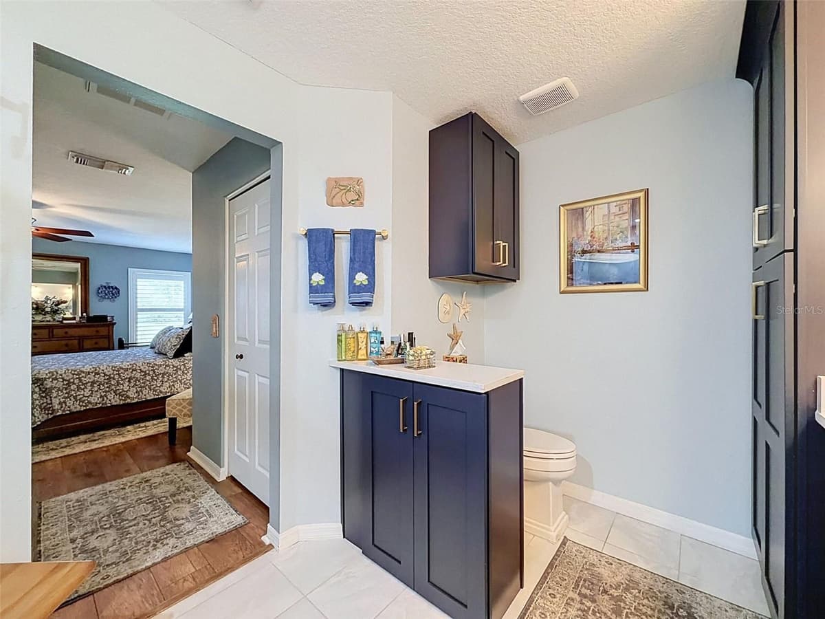 18412 BENT PINE DRIVE — photo 19 of 47