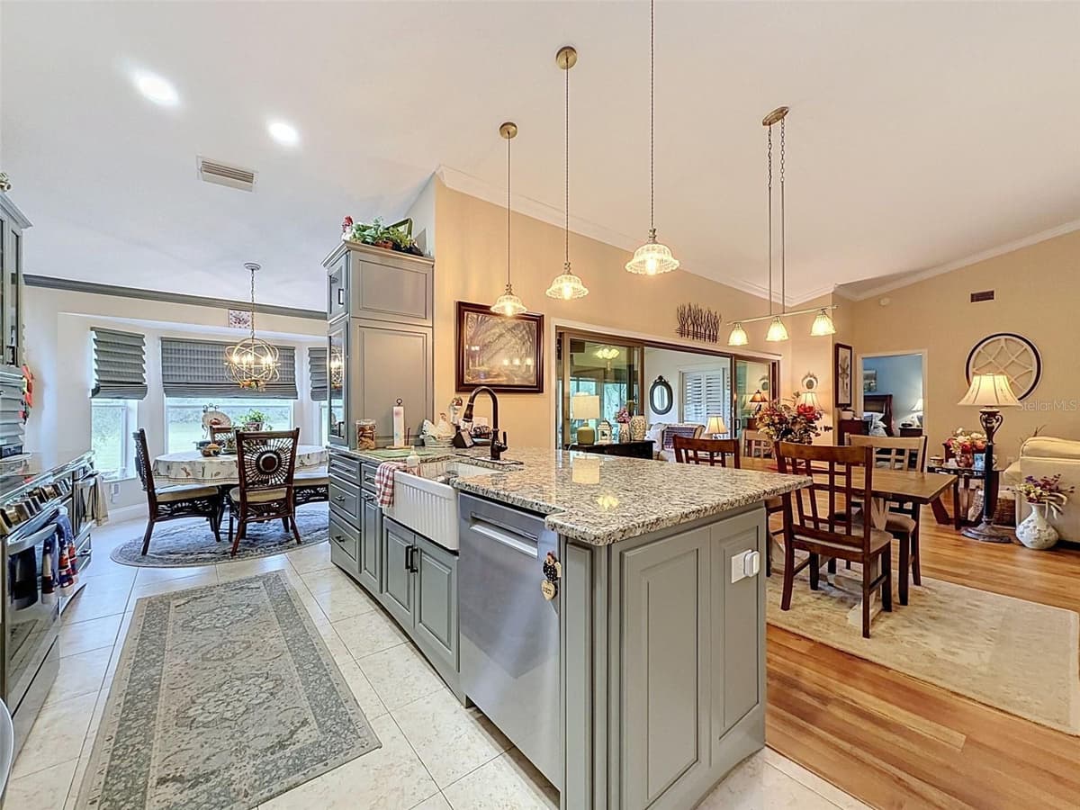 18412 BENT PINE DRIVE — photo 24 of 47