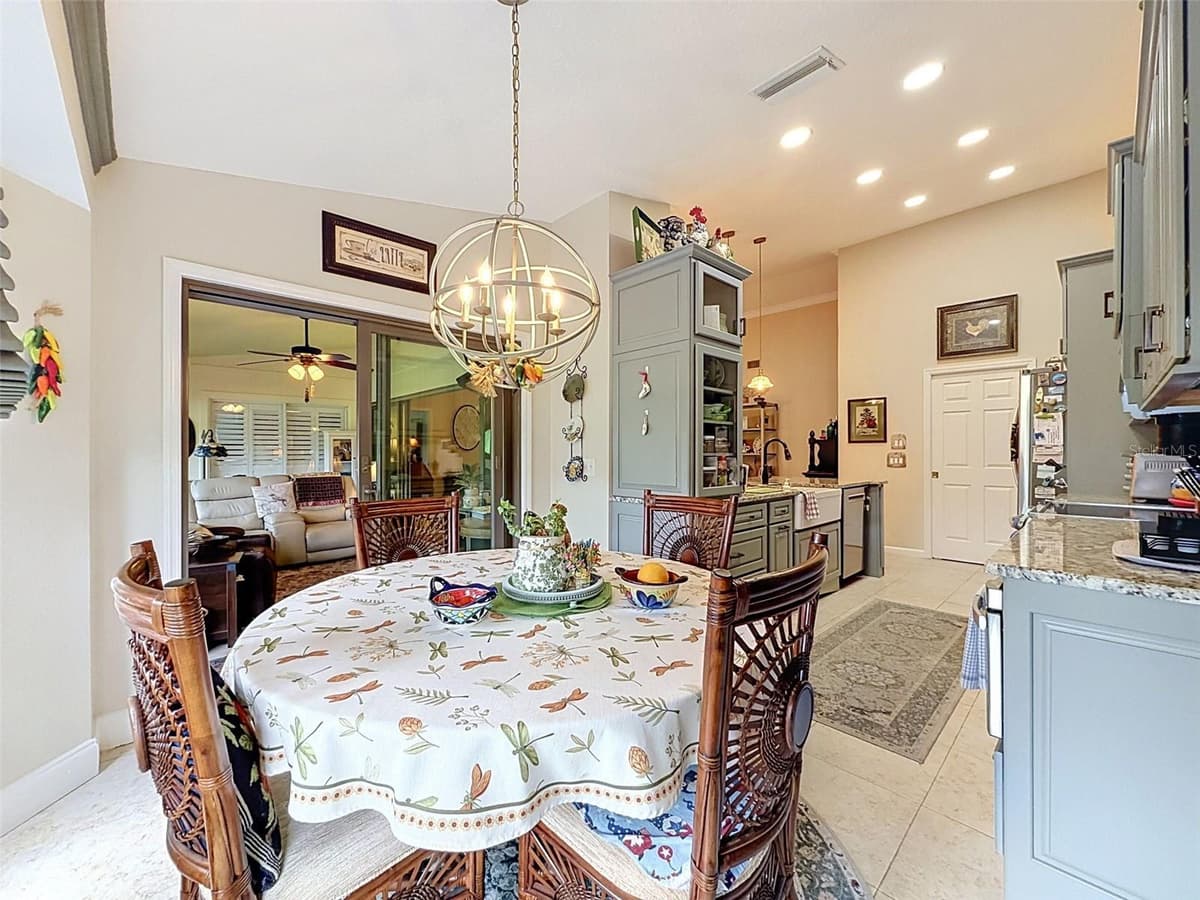 18412 BENT PINE DRIVE — photo 28 of 47