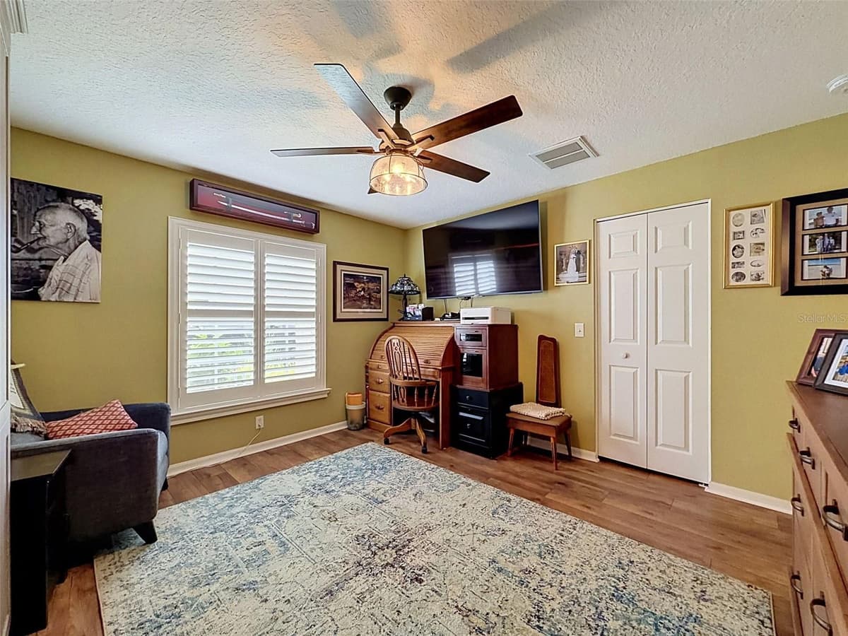 18412 BENT PINE DRIVE — photo 11 of 47