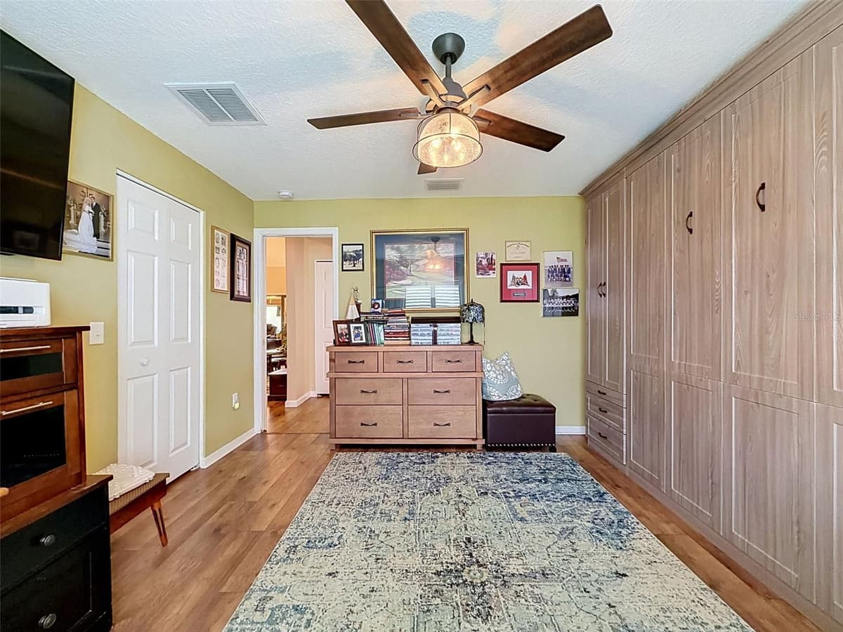 18412 BENT PINE DRIVE — photo 12 of 47