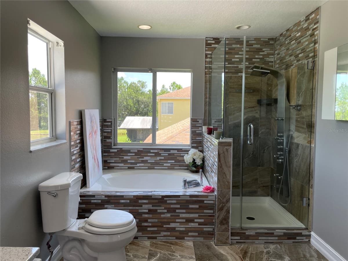 5036 WHISTLING PINES COURT — photo 17 of 33