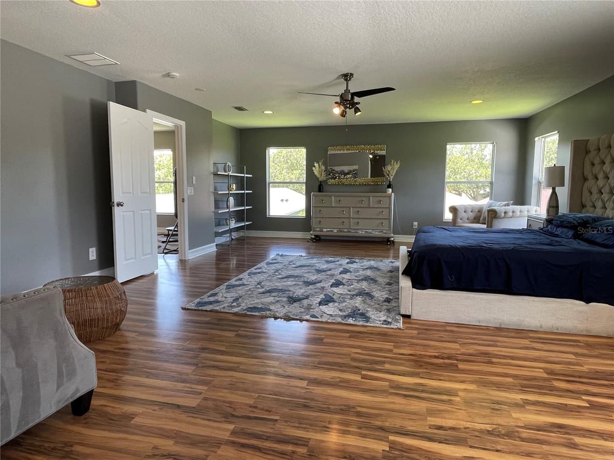 5036 WHISTLING PINES COURT — photo 15 of 33
