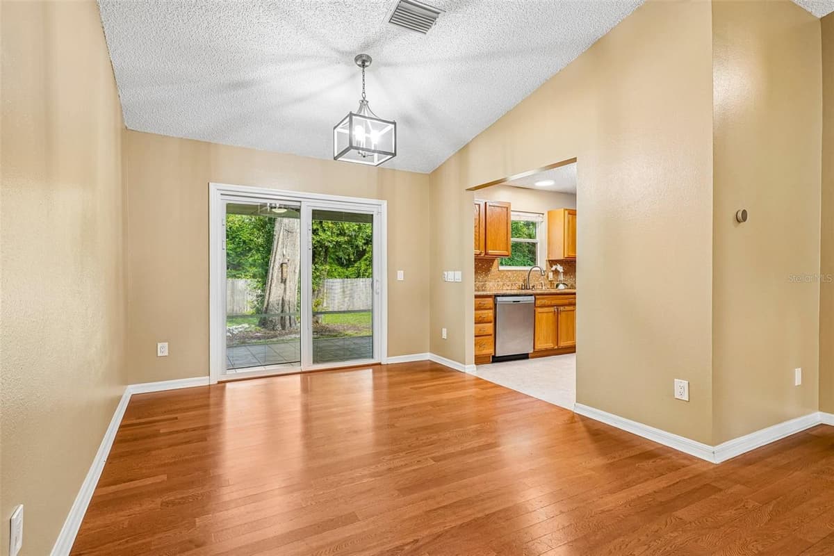 108 CHERRY BLOSSOM LANE — photo 12 of 41