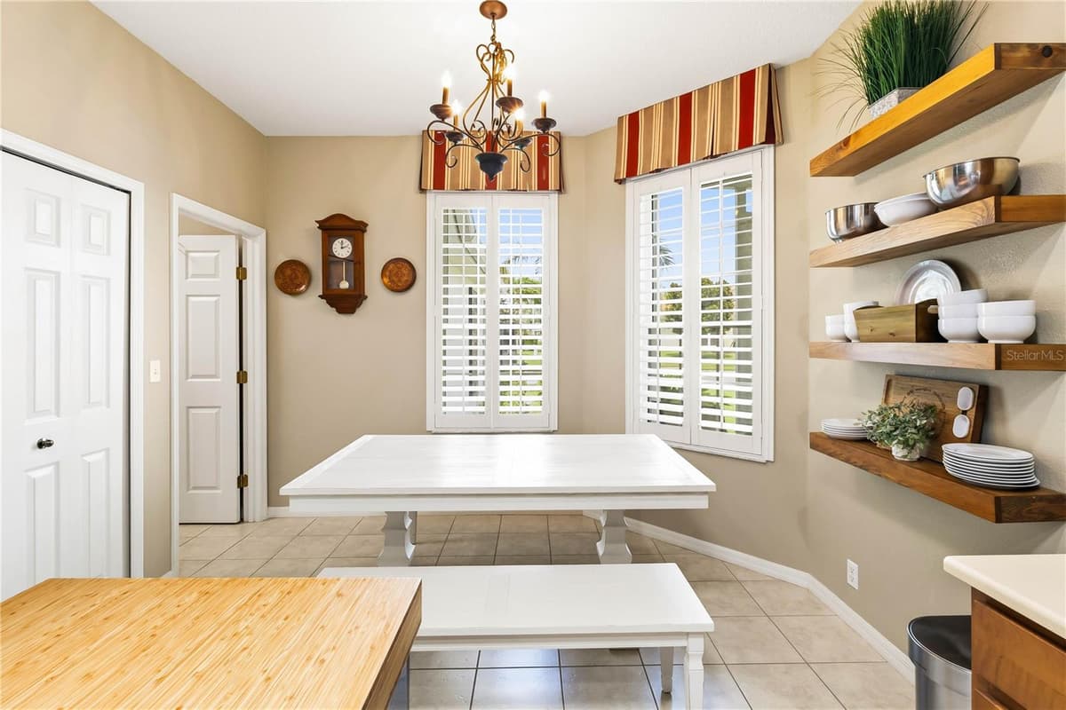 4332 WHISTLEWOOD CIRCLE — photo 8 of 48