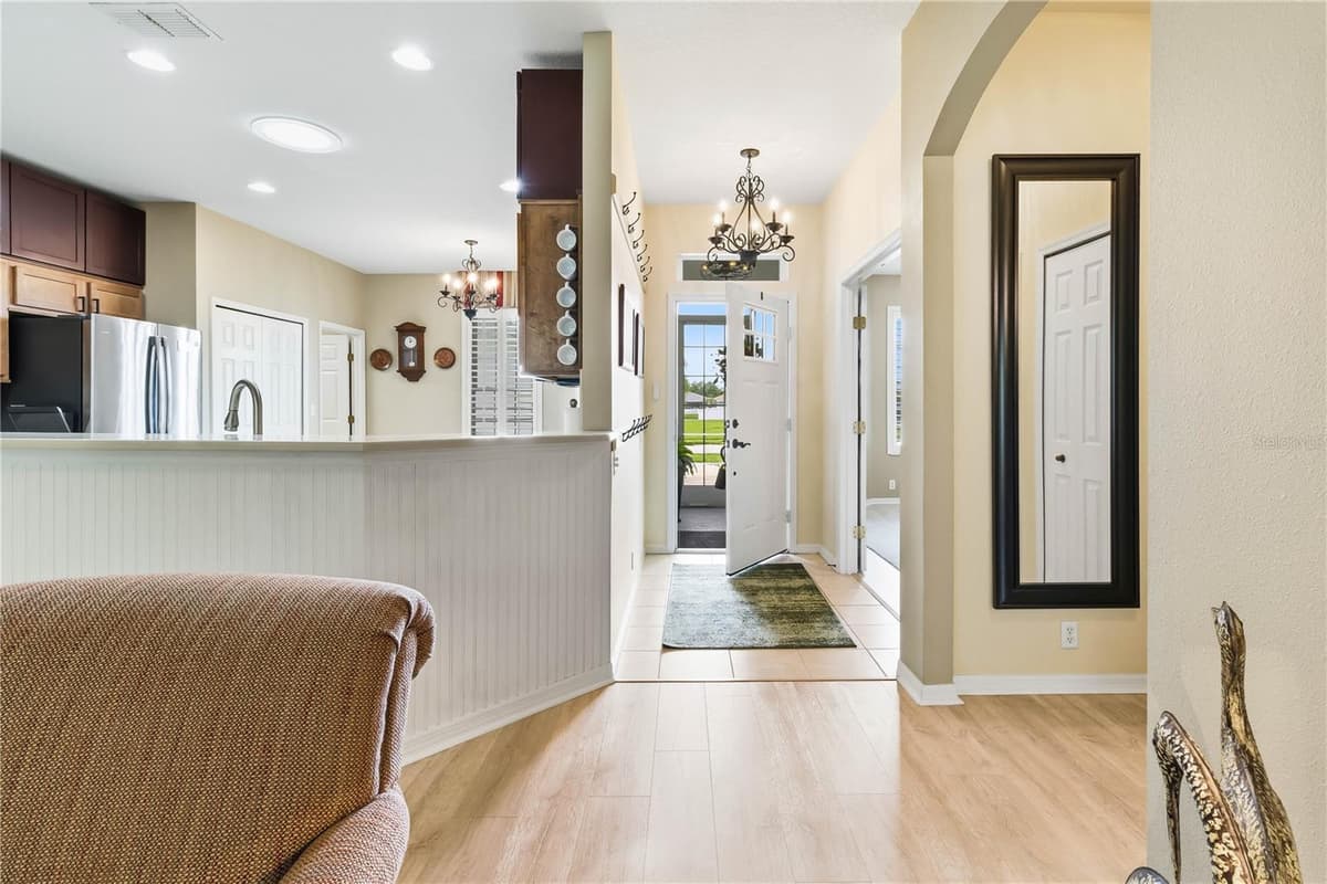 4332 WHISTLEWOOD CIRCLE — photo 10 of 48