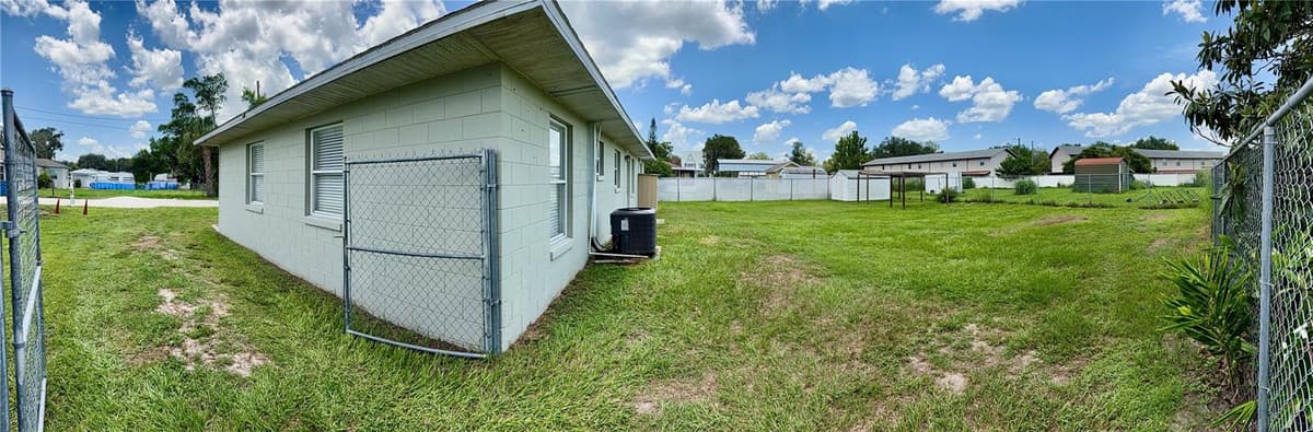 8 HENDRY AVENUE — photo 27 of 28
