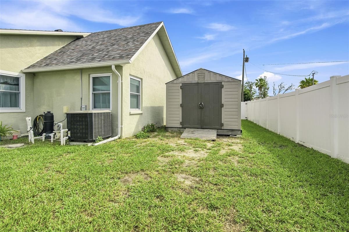 4219 AUGUSTINE ROAD — photo 40 of 53