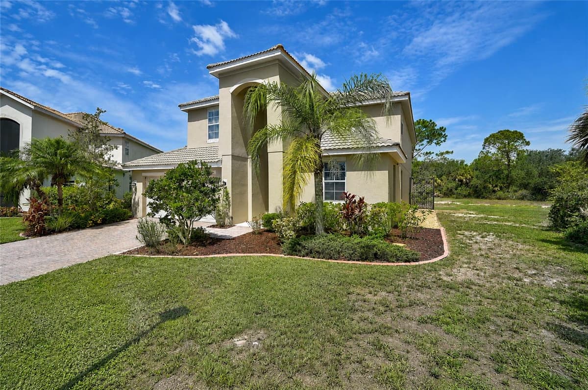 11691 BREADFRUIT LANE — photo 3 of 97