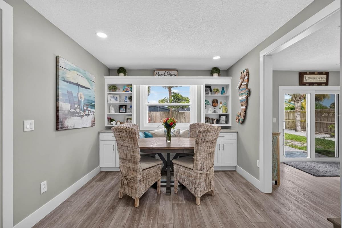 4503 SAXON DRIVE — photo 9 of 41