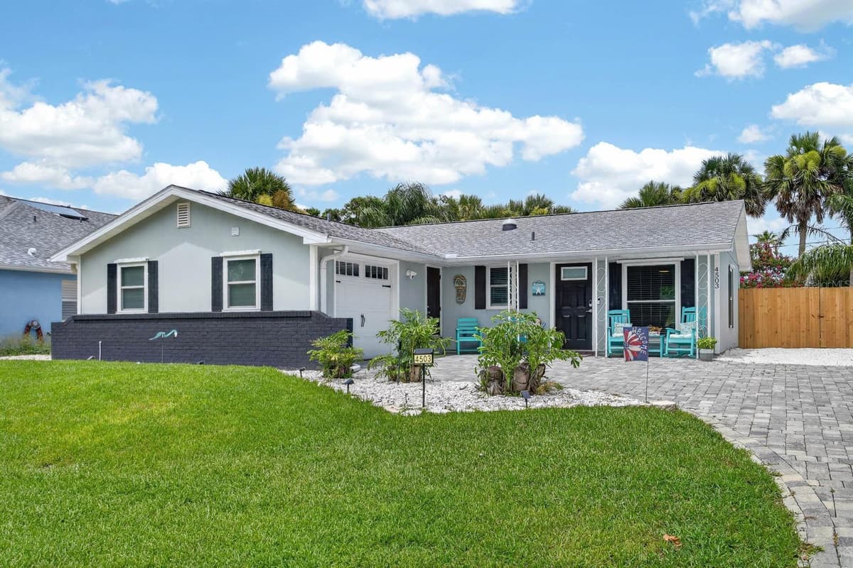 4503 SAXON DRIVE — photo 3 of 41