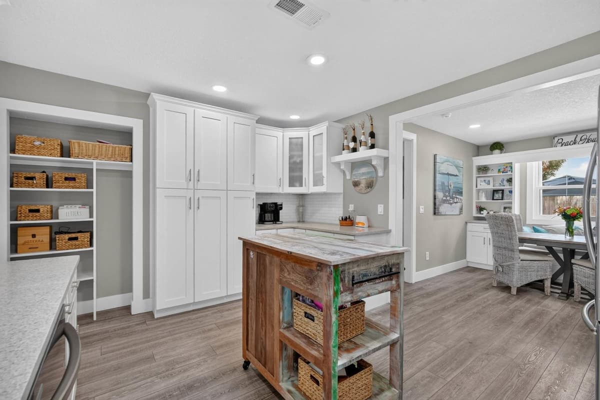 4503 SAXON DRIVE — photo 8 of 41