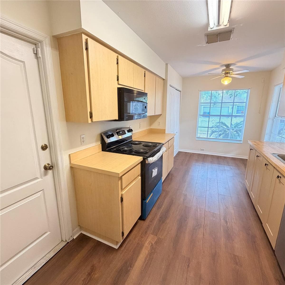 1025 MALLETWOOD DRIVE — photo 6 of 6