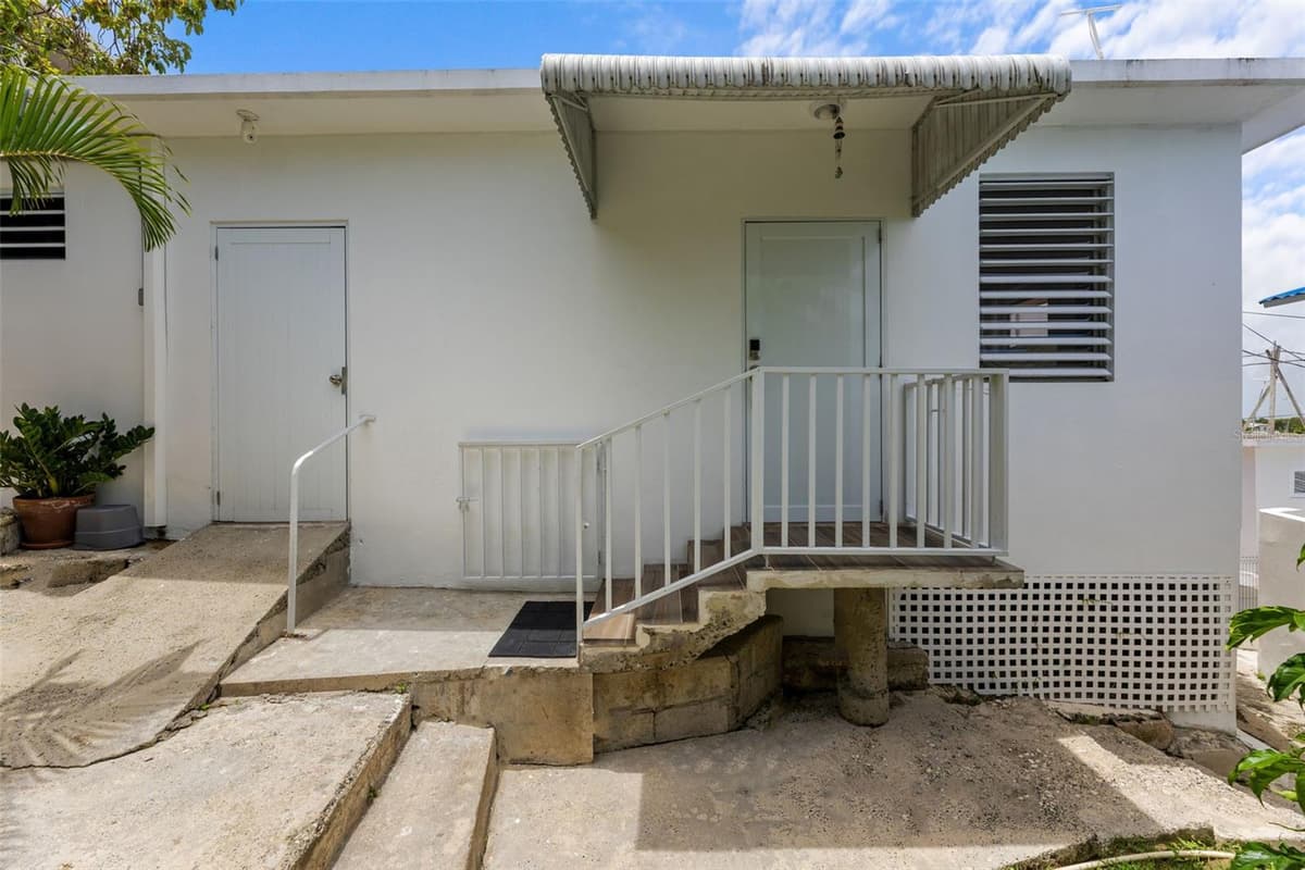 10 CALLE MIRAMAR — photo 24 of 36
